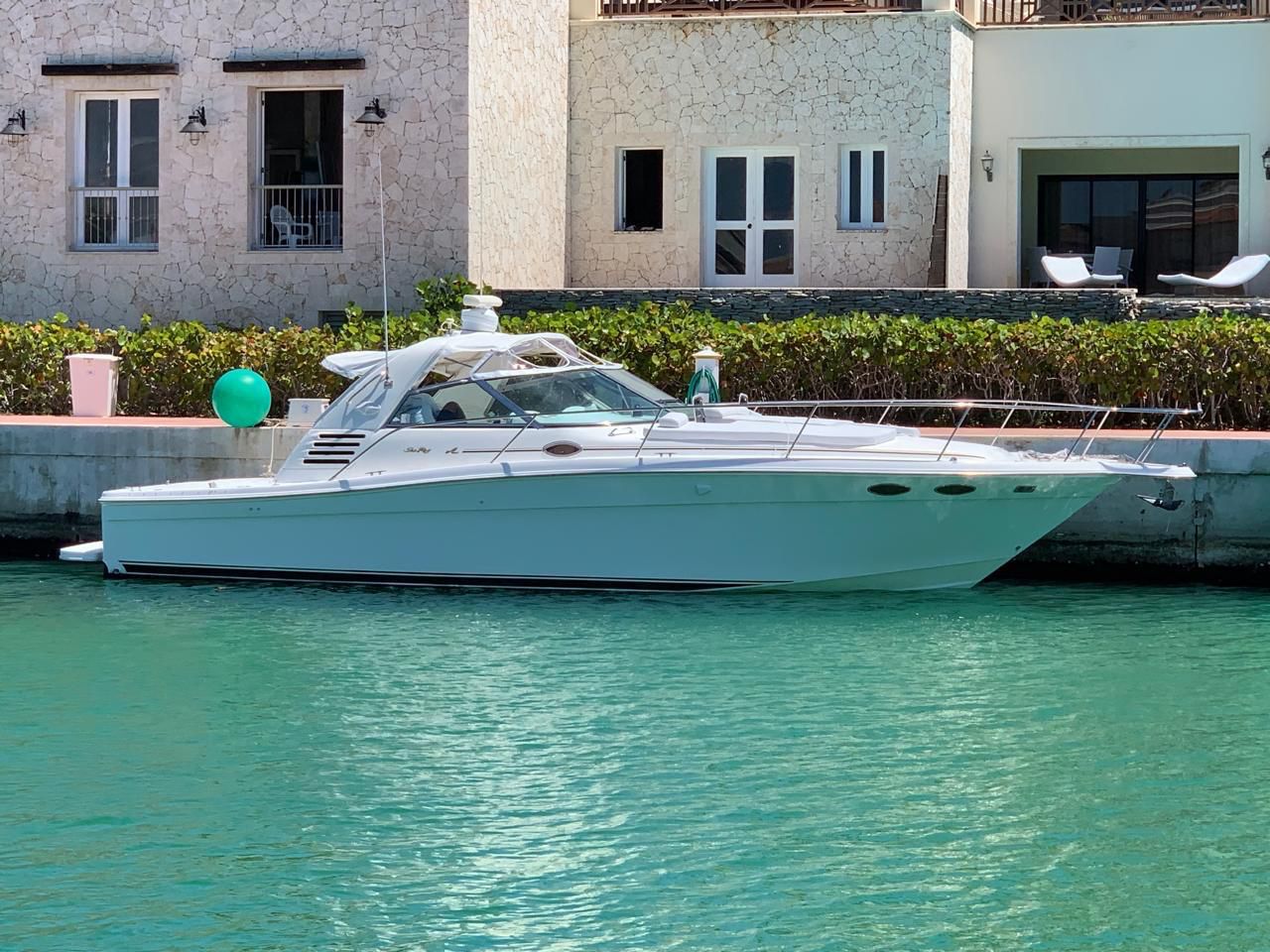 Sea Ray40-3