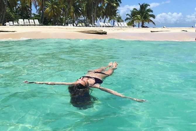 Bacardi Island3