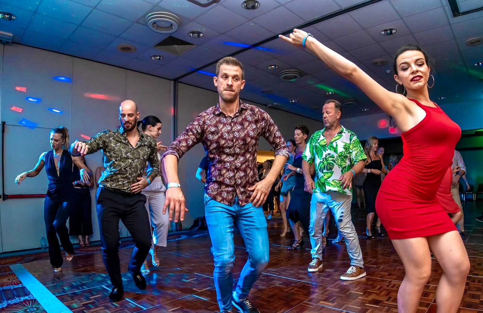 Salsa and bachata (5)