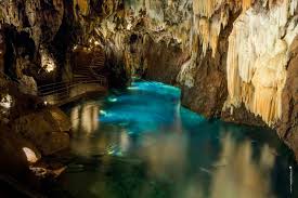 WONDER CAVES 2