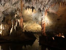 WONDER CAVES 4